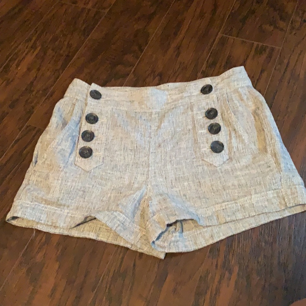 Linen shorts